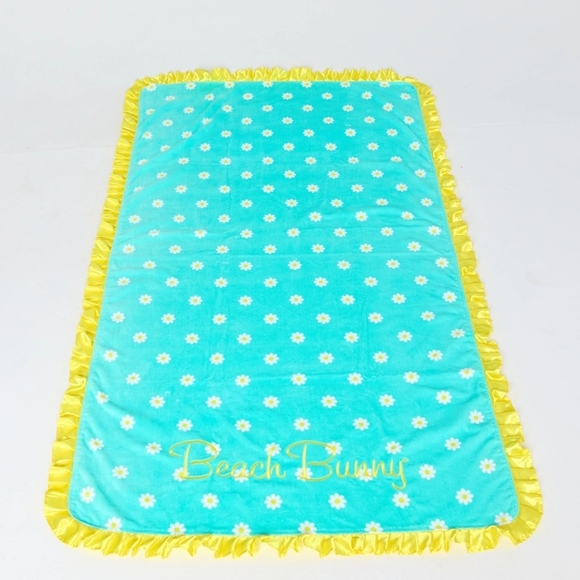NWT Beach Bunny Beach Towel